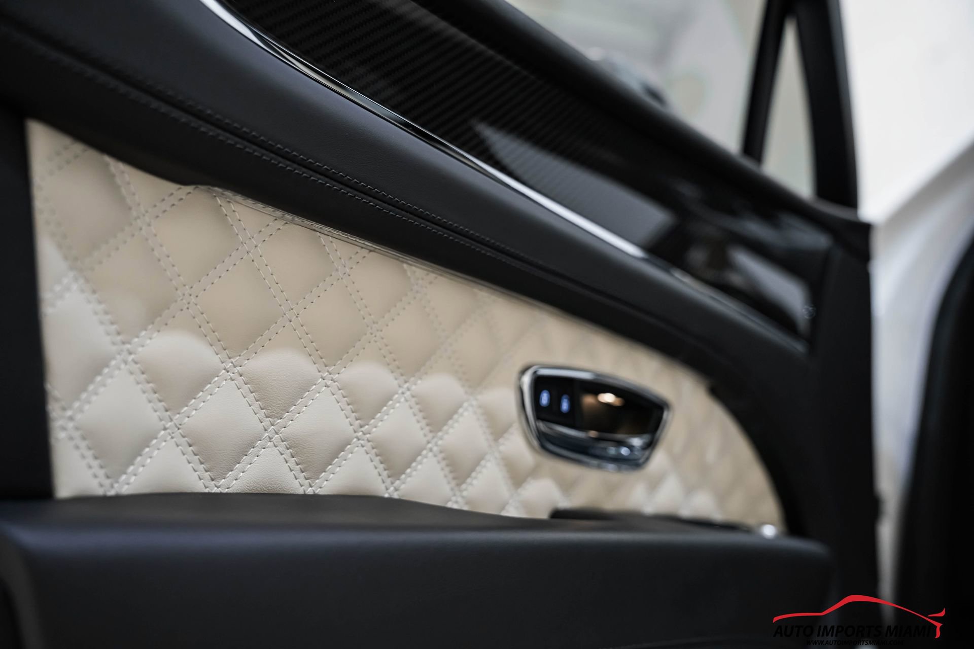 Used 2022 Bentley Bentayga Speed image 42