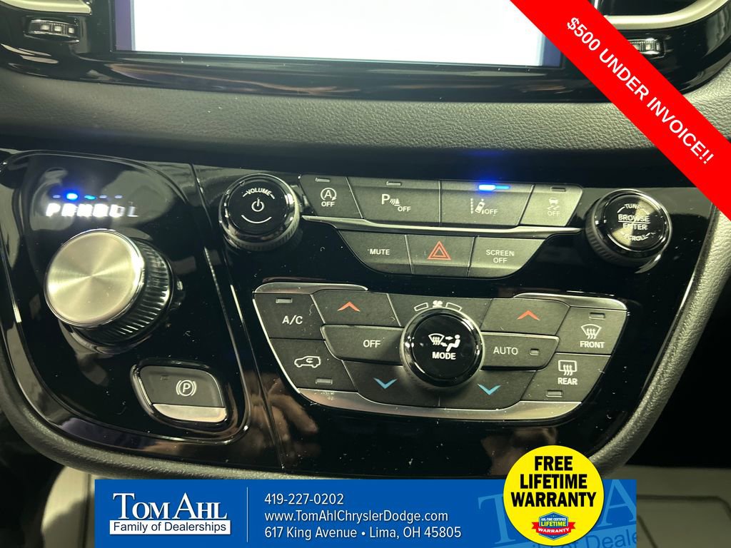 New 2026 Chrysler Voyager LX image 17