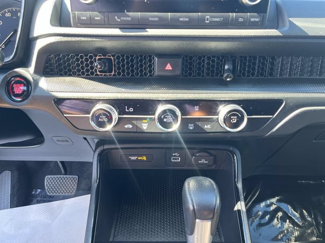 Used 2025 Honda CR-V LX image 18