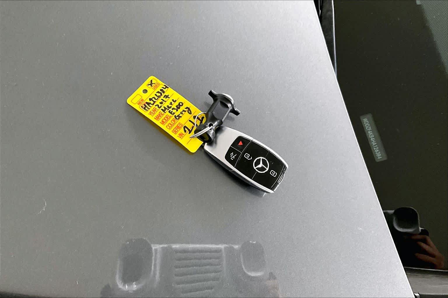 Certified 2017 Mercedes-Benz E 300 4MATIC image 15