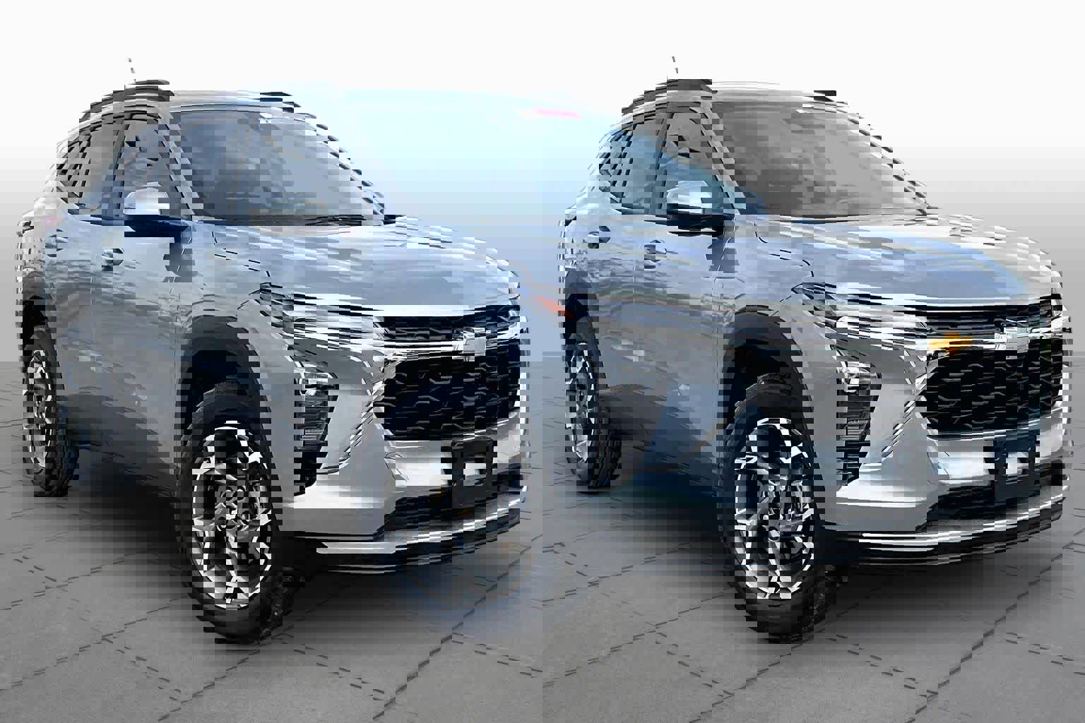 Used 2026 Chevrolet Trax LT w/ Driver Confidence Package image 3