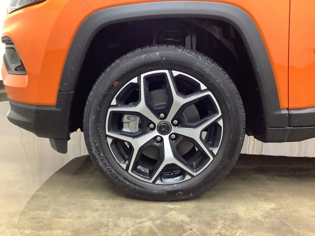 New 2026 Jeep Compass Limited image 27