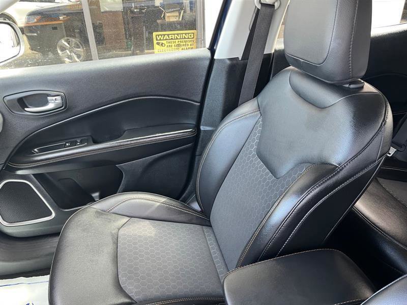 Used 2019 Jeep Compass Latitude w/ Cold Weather Group image 12