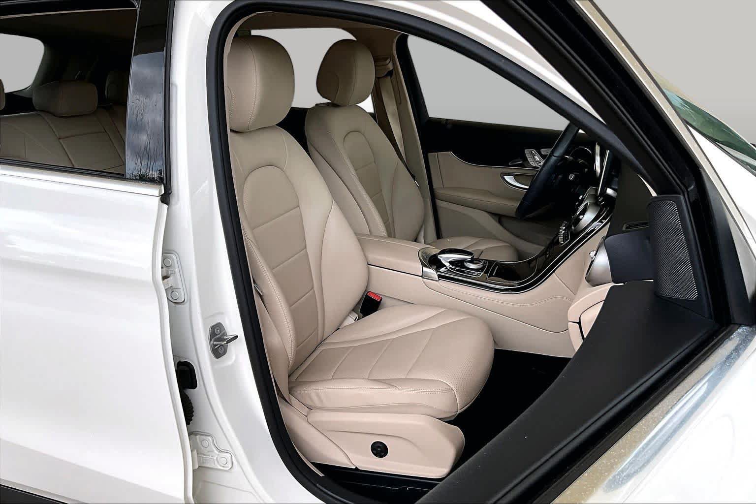 Used 2016 Mercedes-Benz GLC 300 image 8