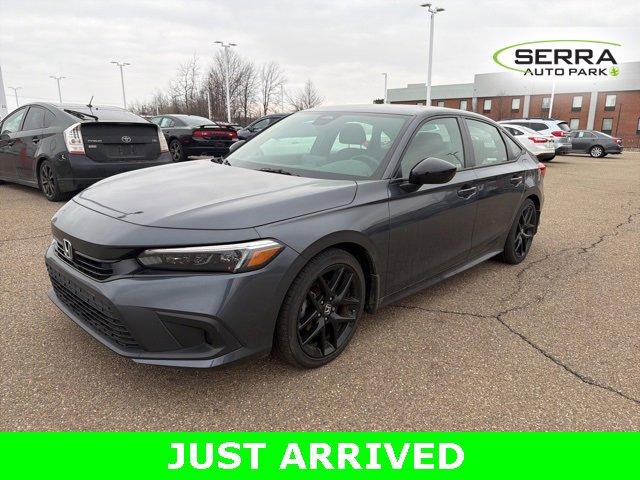 Used 2023 Honda Civic Sport image 1