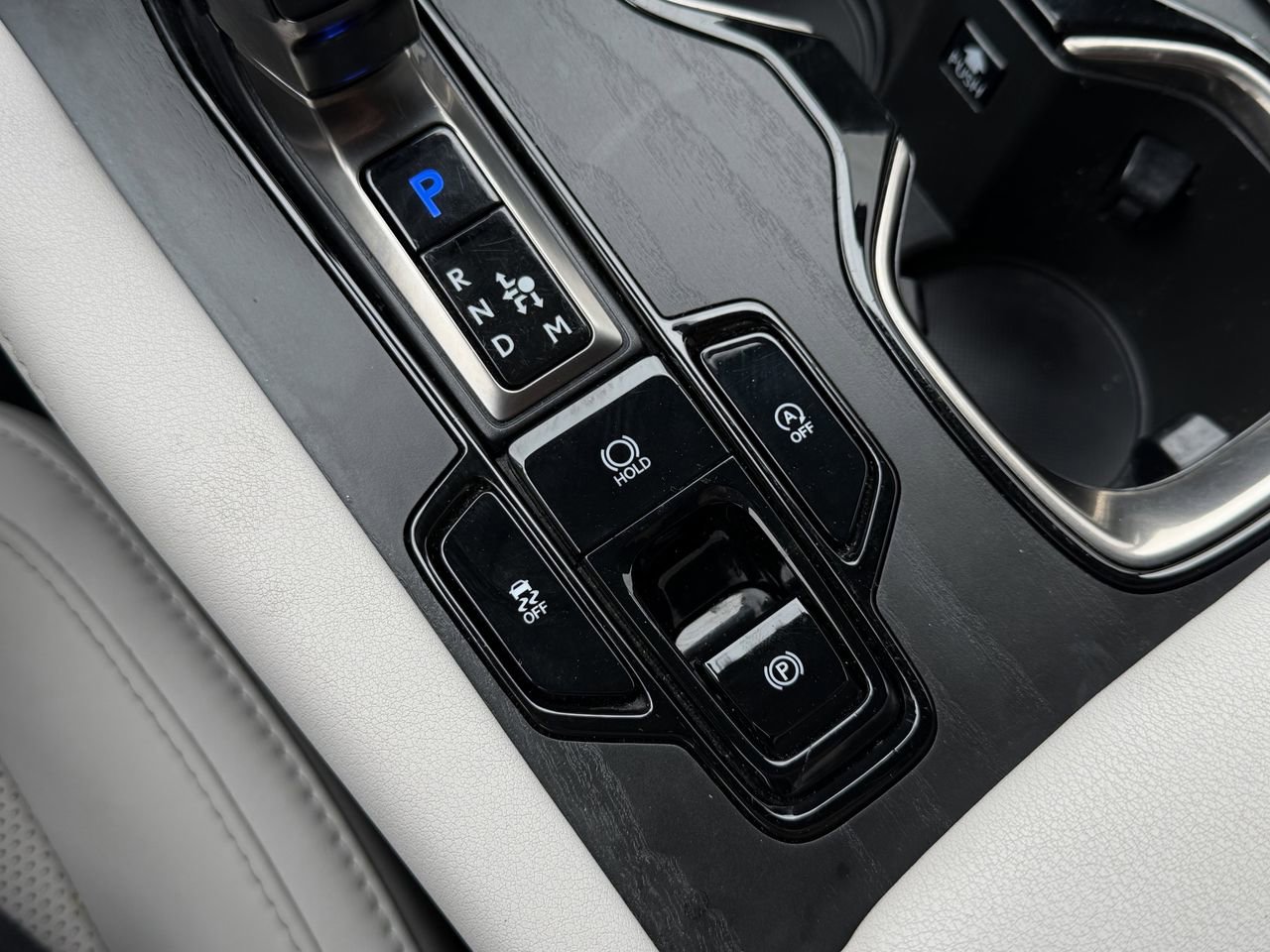 Used 2024 Lexus RX 350 Premium Plus w/ Convenience Package FWD image 25