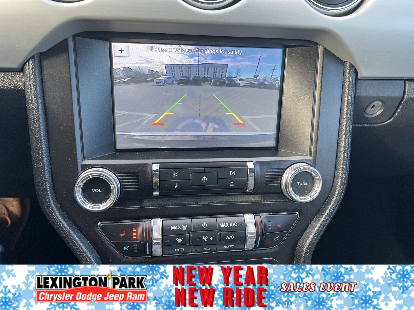 Used 2017 Ford Mustang GT Premium image 19