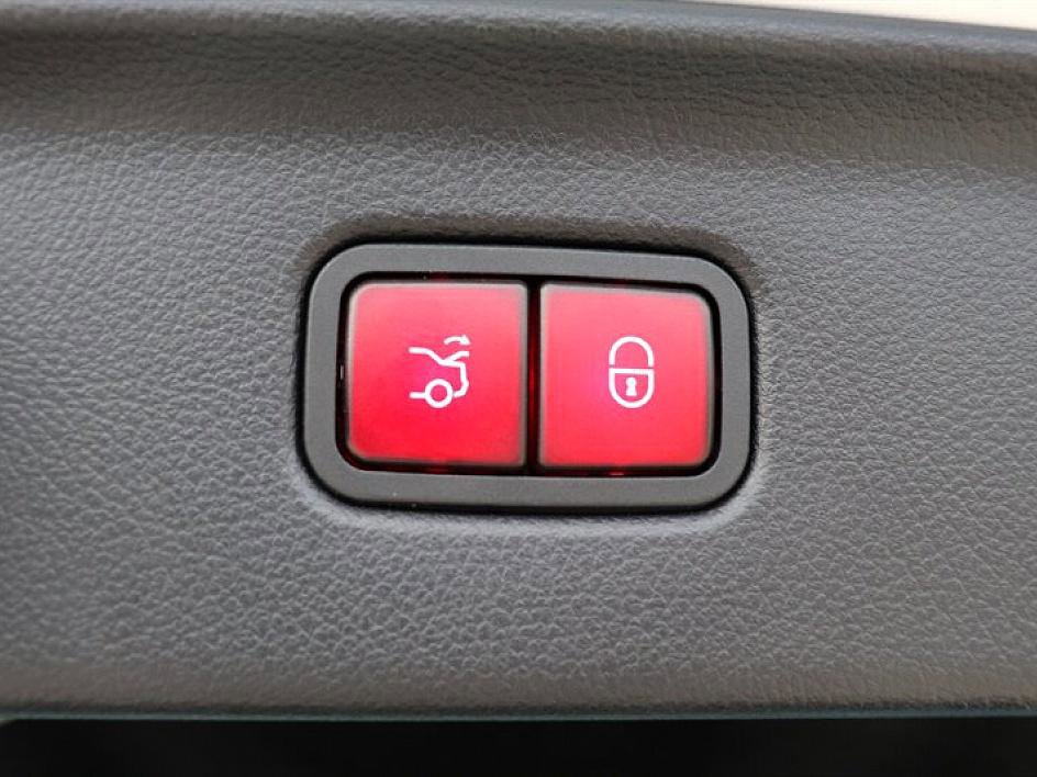 Used 2023 Mercedes-Benz S 580 4MATIC Sedan image 40