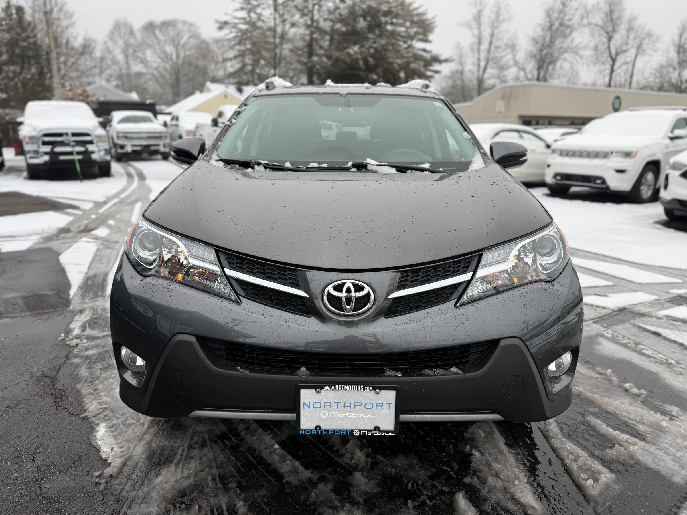 Used 2015 Toyota RAV4 XLE image 3