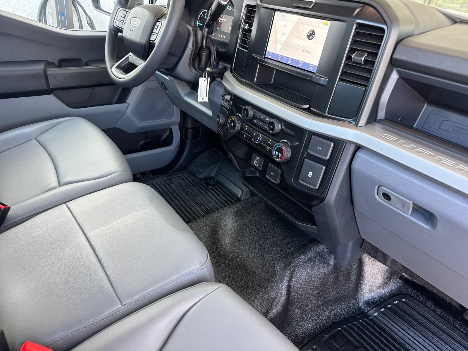 New 2026 Ford F550 2WD Regular Cab Super Duty w/ XL Chrome Package image 15