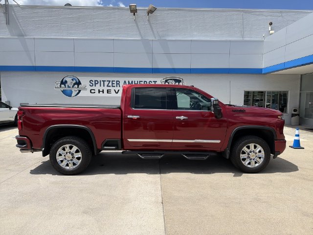 Used 2024 Chevrolet Silverado 2500 High Country w/ High Country Premium Package AWD/4WD image 12