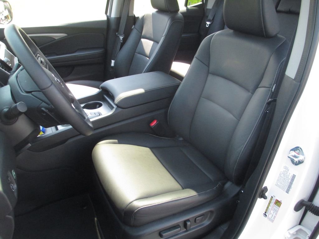 Used 2025 Honda Ridgeline RTL image 21