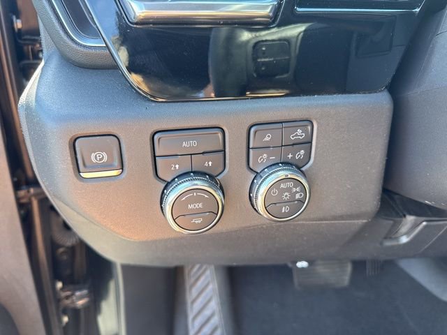 Used 2025 GMC Sierra 1500 SLT image 13