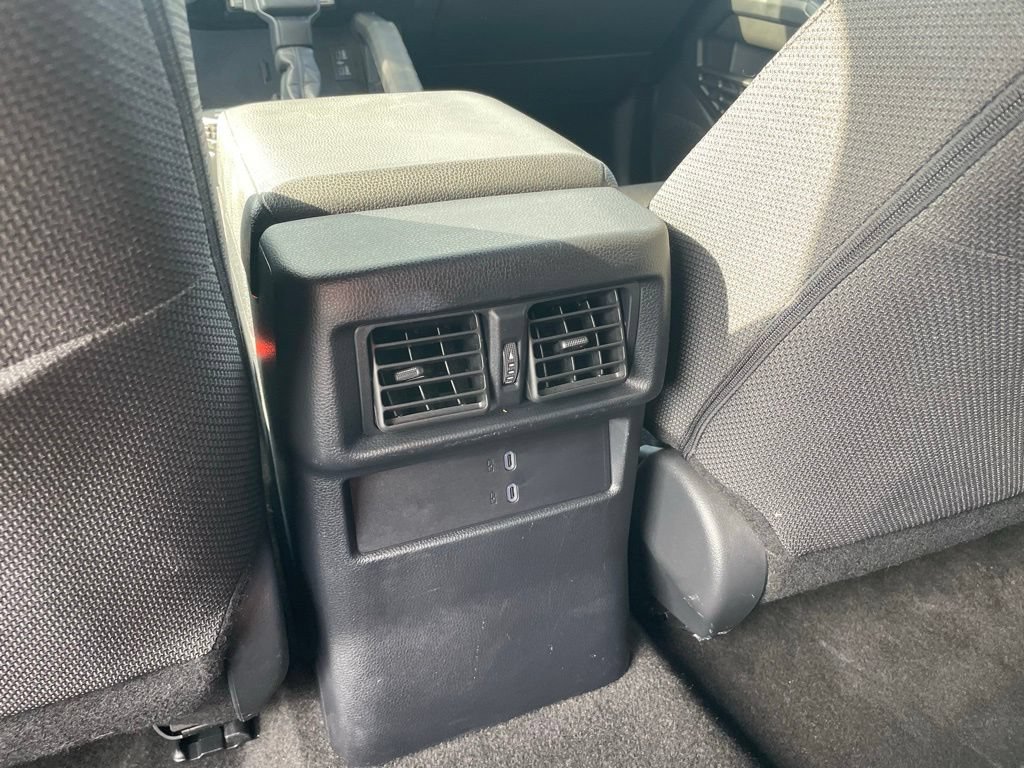 Used 2025 Toyota 4Runner SR5 AWD/4WD image 24