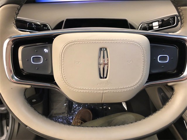 Used 2024 Lincoln Nautilus Premier w/ Equipment Group 102A image 20