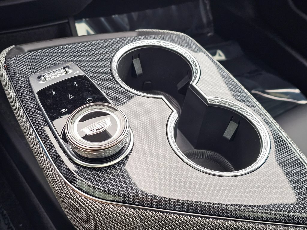 New 2026 Cadillac Optiq Sport 1 AWD/4WD image 32