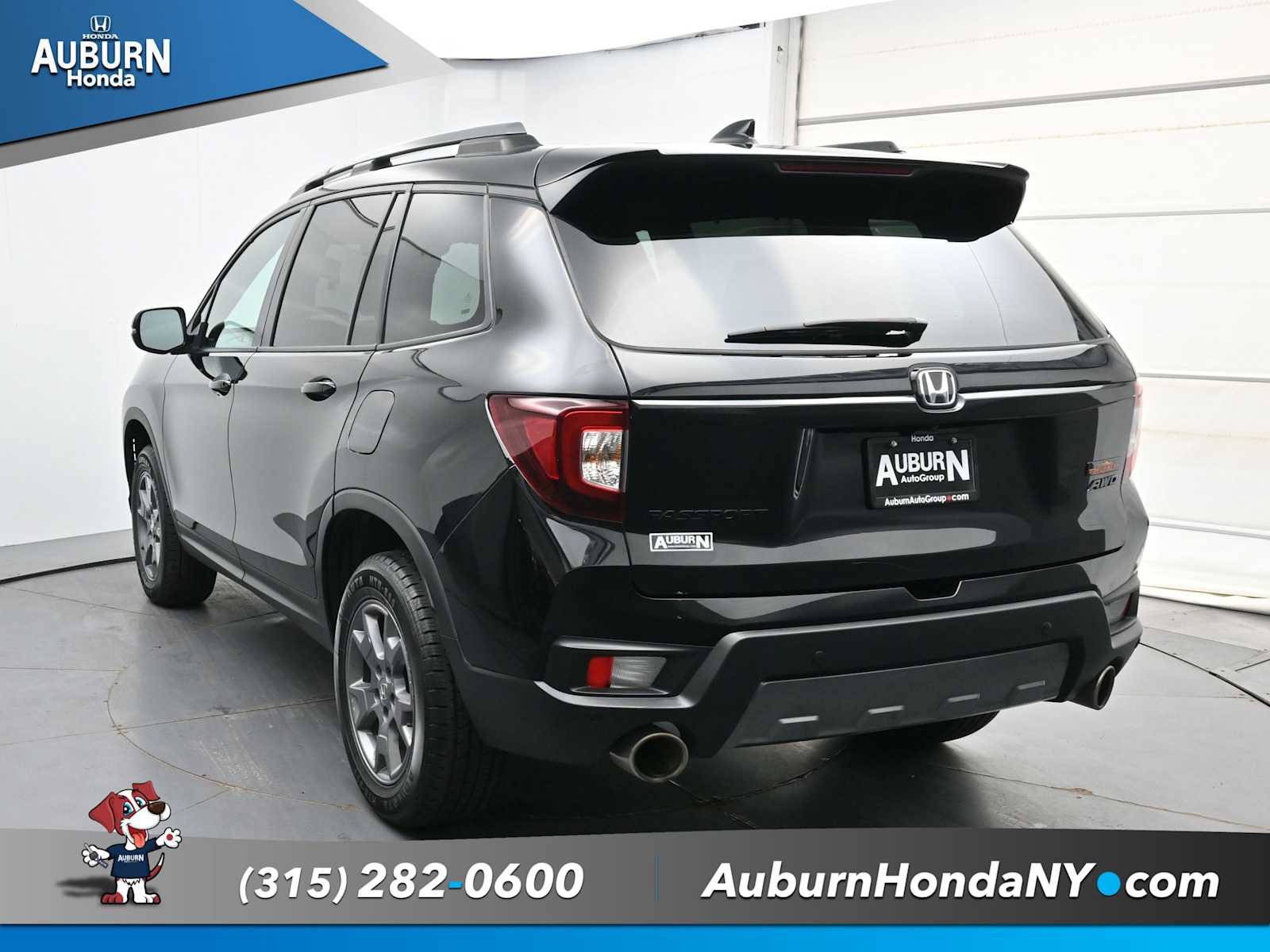 Used 2024 Honda Passport TrailSport image 16