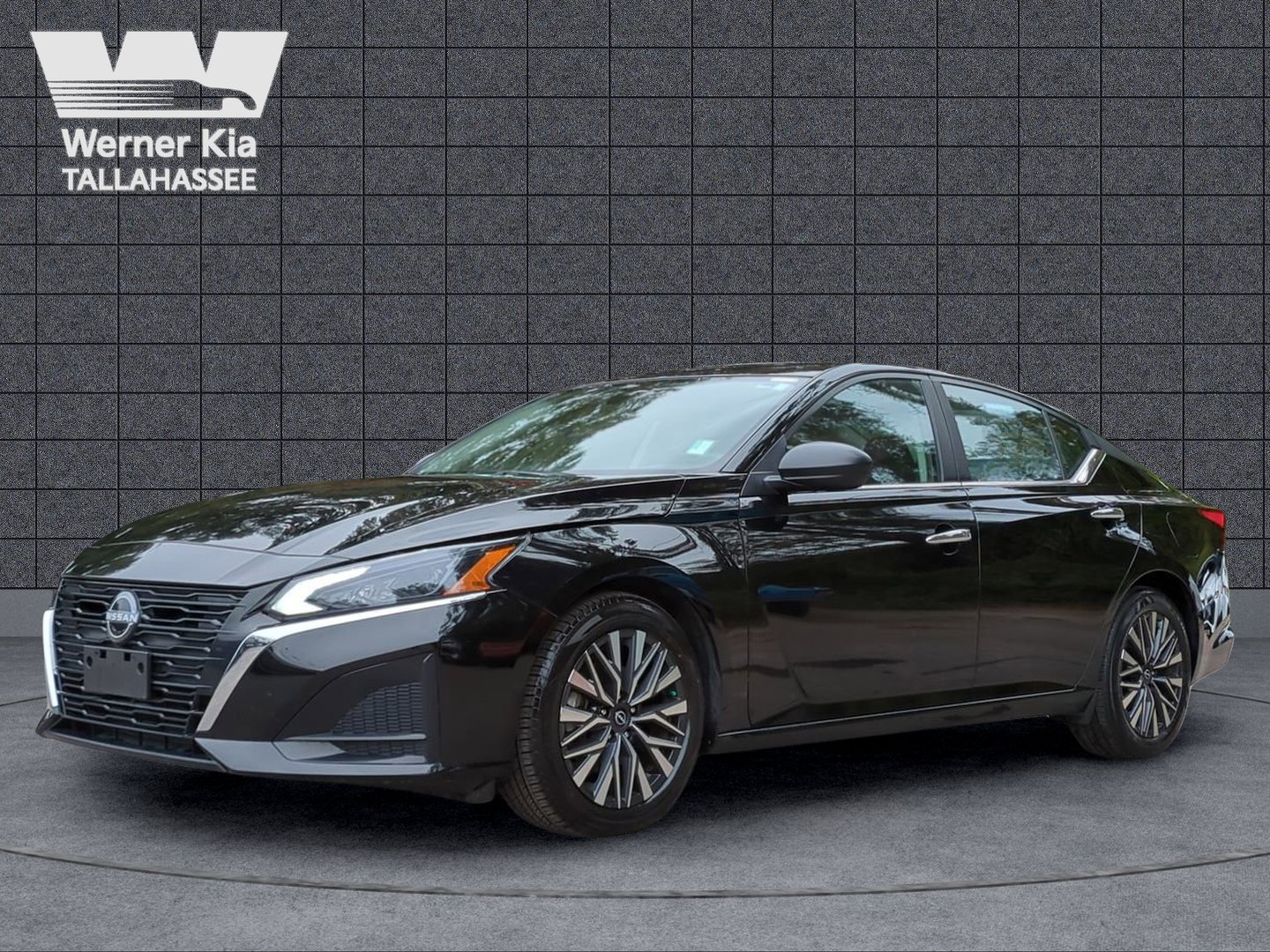 Used 2024 Nissan Altima 2.5 SV