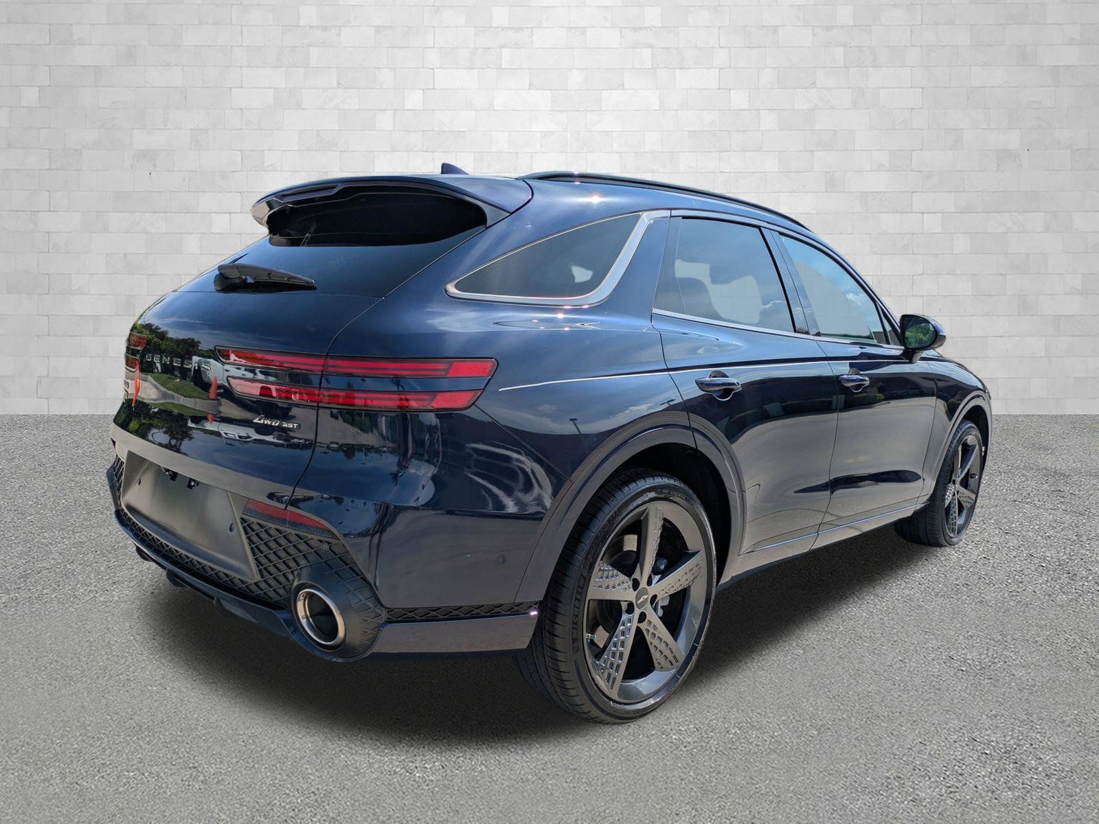 Certified 2022 Genesis GV70 3.5T Sport w/ Sport Prestige Package AWD/4WD image 2