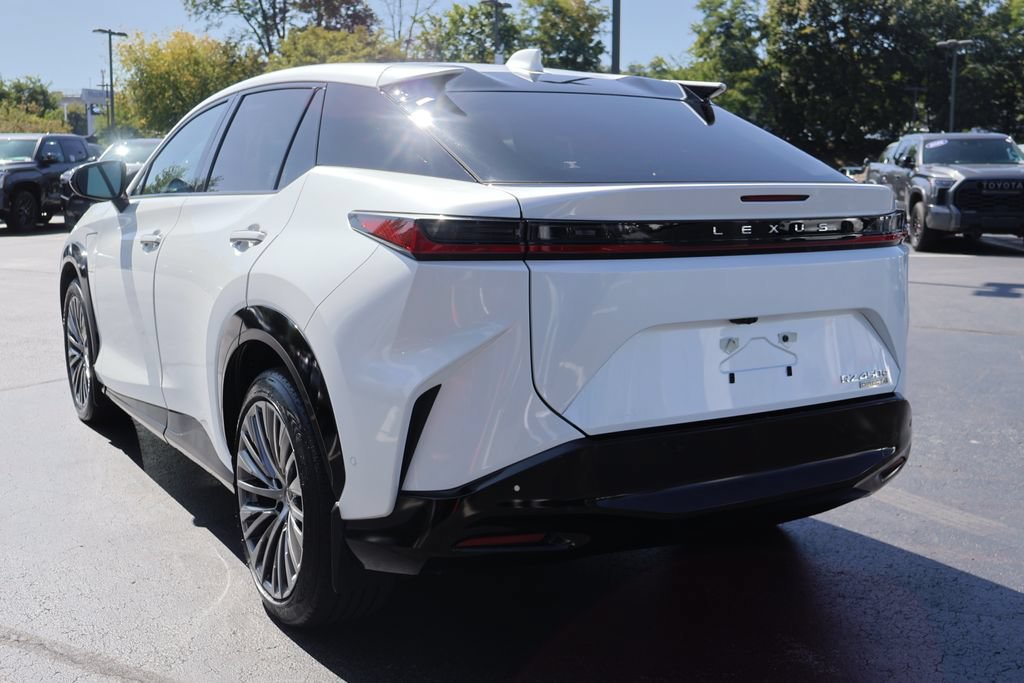 Used 2023 Lexus RZ 450e Premium AWD/4WD image 5