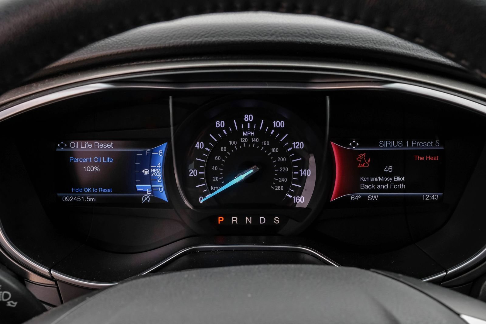 Used 2017 Ford Fusion SE w/ Equipment Group 201A FWD image 25