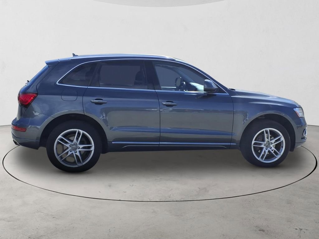 Used 2017 Audi Q5 2.0T Premium image 4