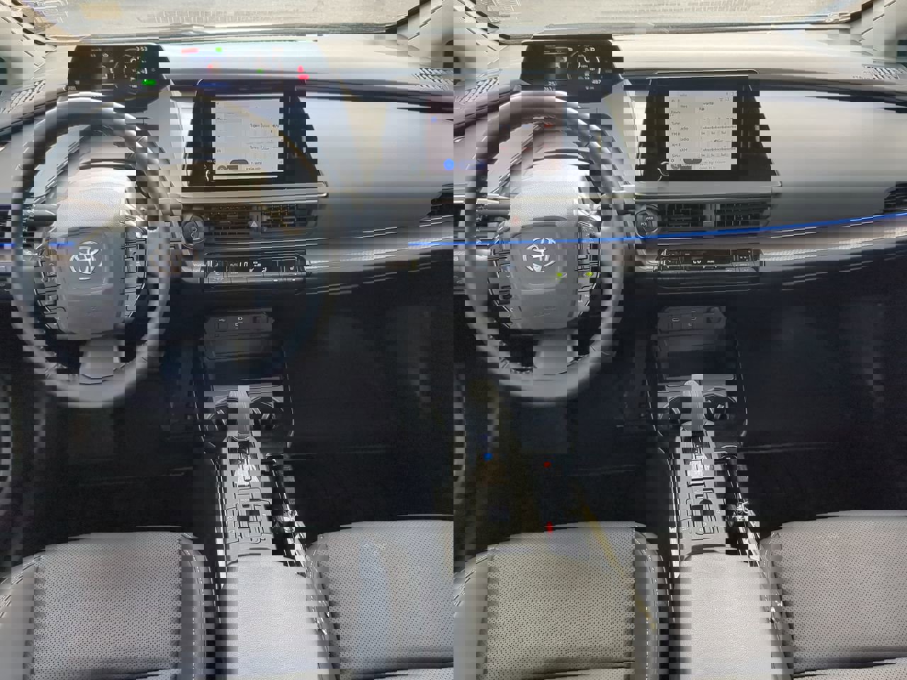 Used 2023 Toyota Prius XLE image 12