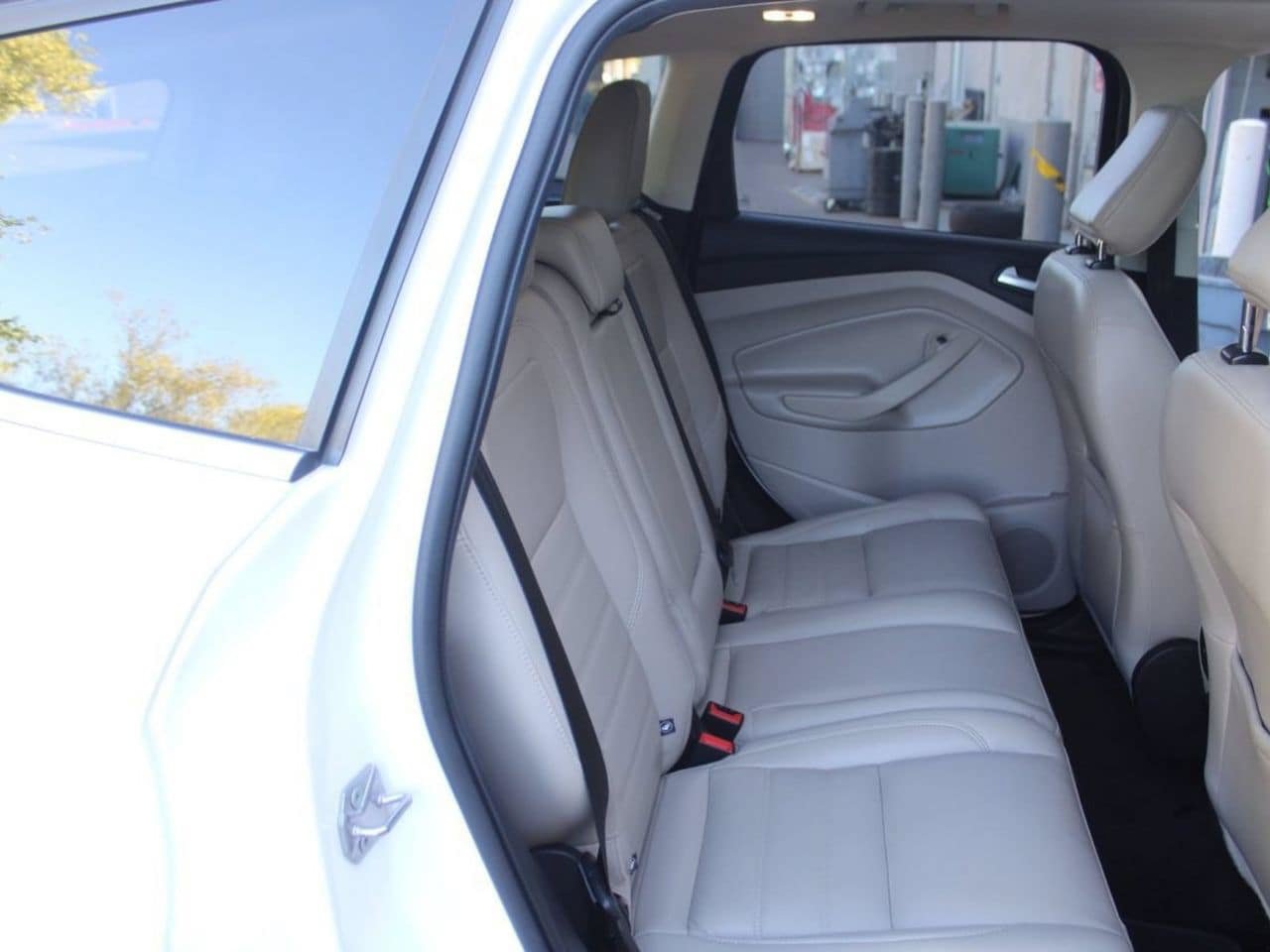 Used 2019 Ford Escape Titanium FWD image 15