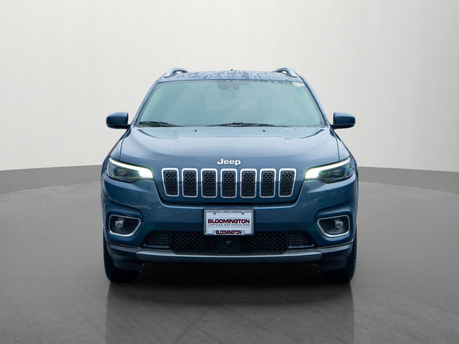 Used 2021 Jeep Cherokee Limited image 2