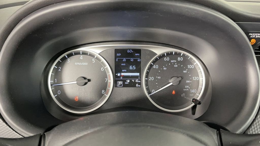 New 2025 Nissan Kicks Play S FWD image 27