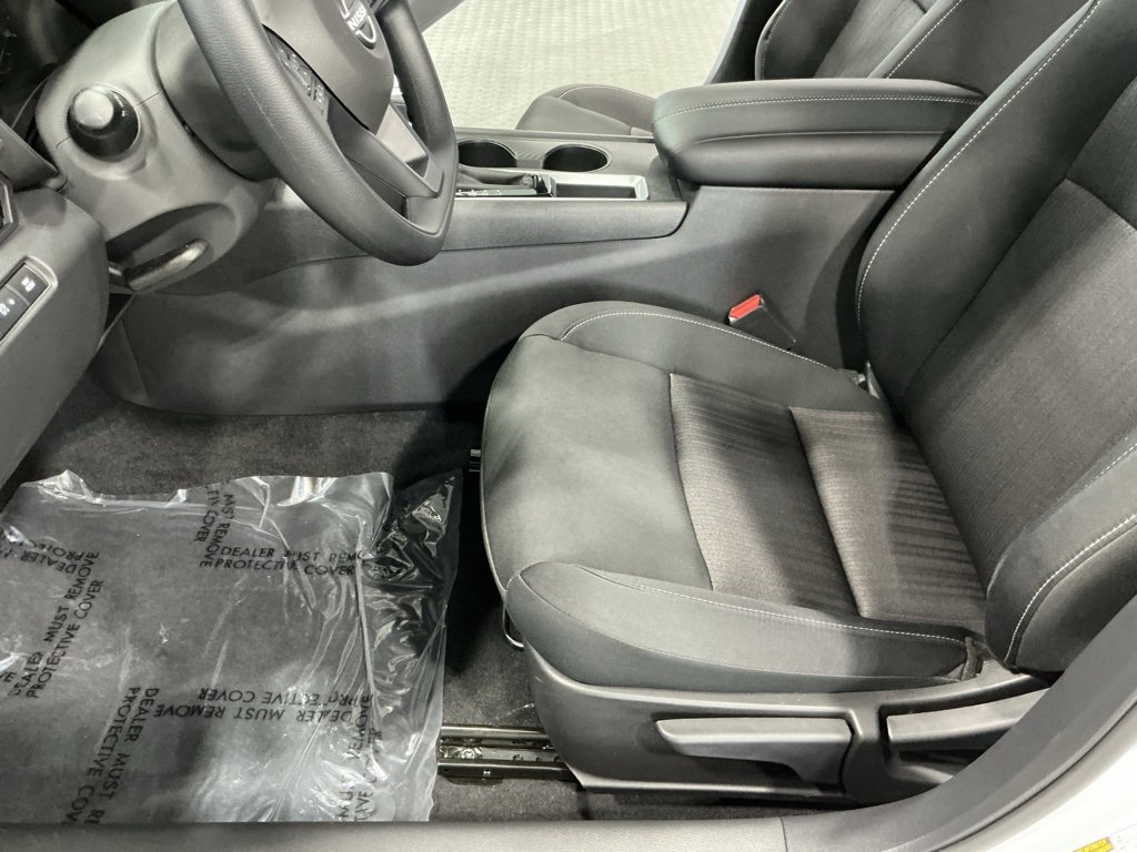 Used 2025 Nissan Altima 2.5 S image 17