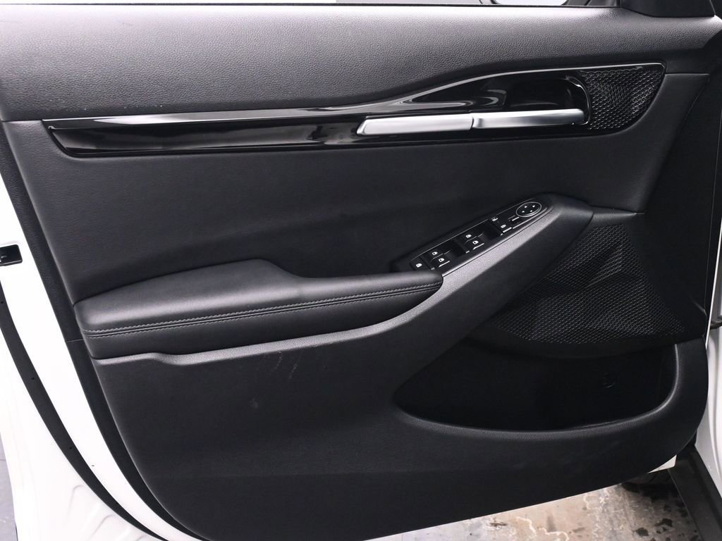 Used 2024 Kia Seltos EX image 10