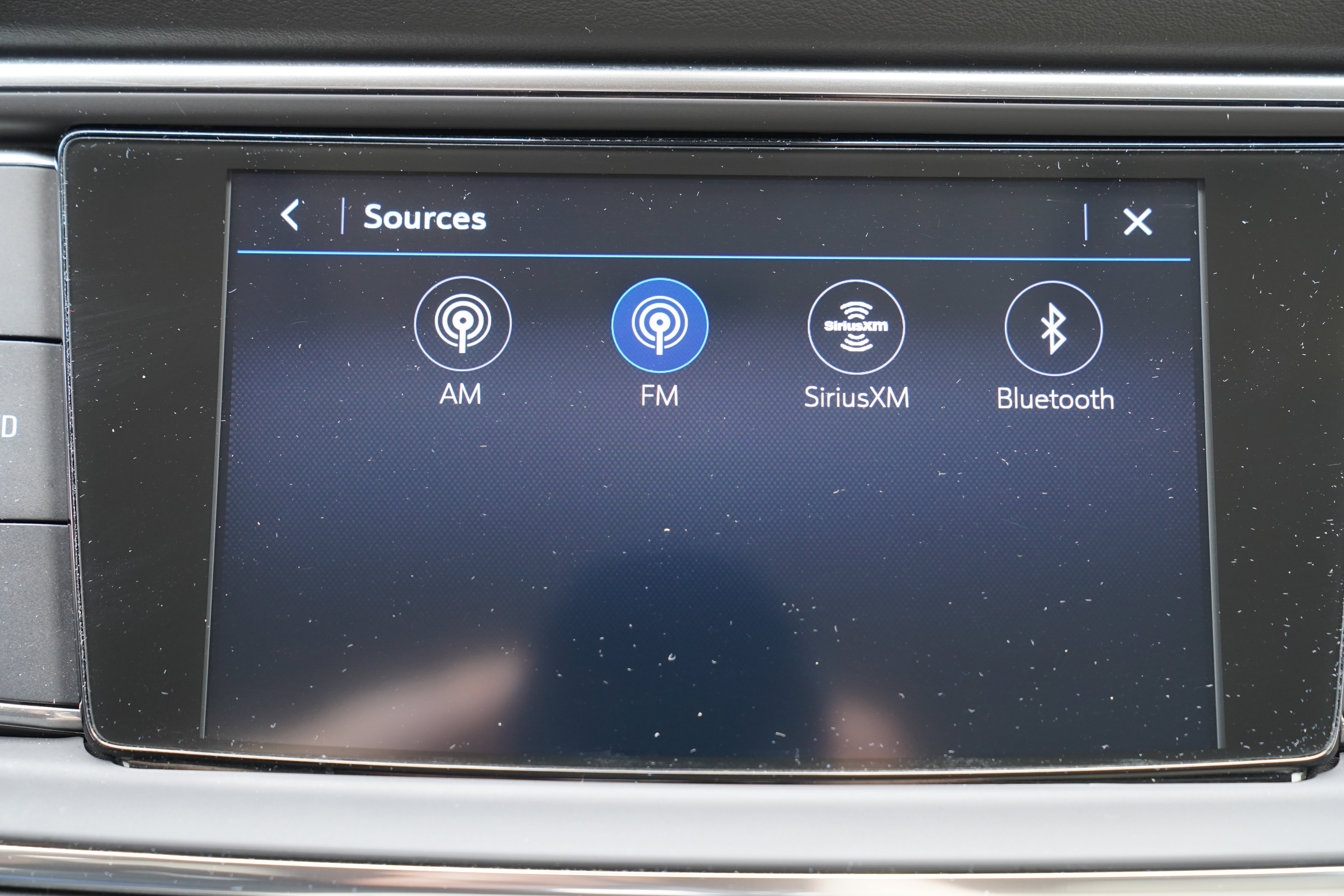 Used 2020 Buick Enclave Premium AWD/4WD image 24