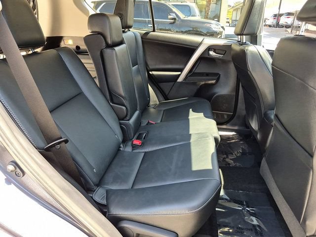 Used 2015 Toyota RAV4 Limited w/ Technology Package FWD image 32