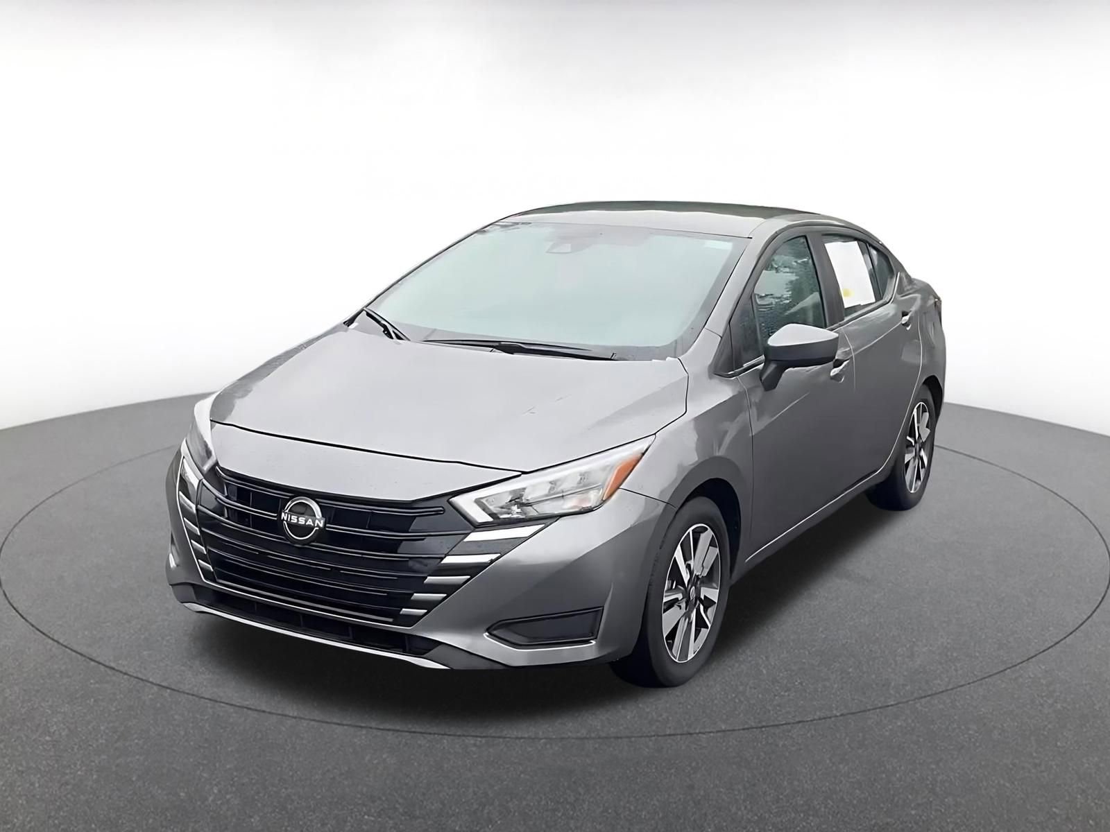 Used 2025 Nissan Versa SV FWD image 7