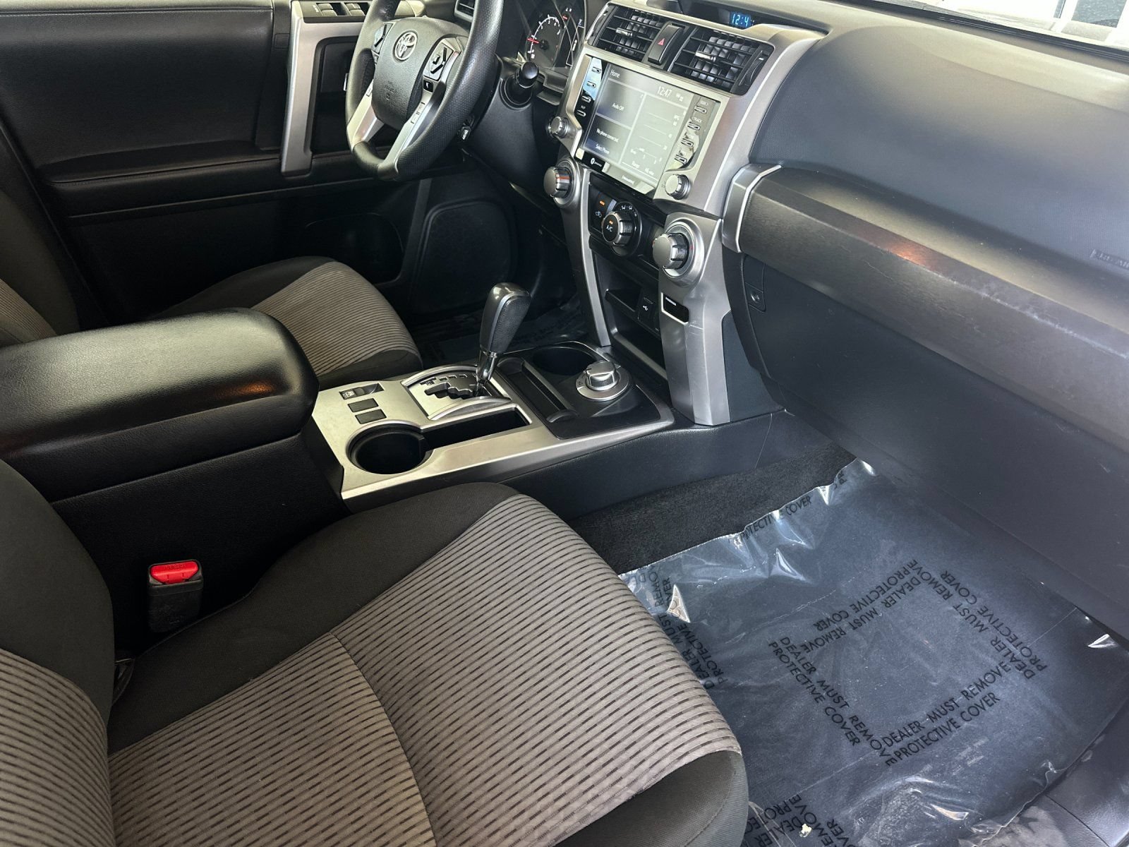 Used 2021 Toyota 4Runner SR5 AWD/4WD image 15