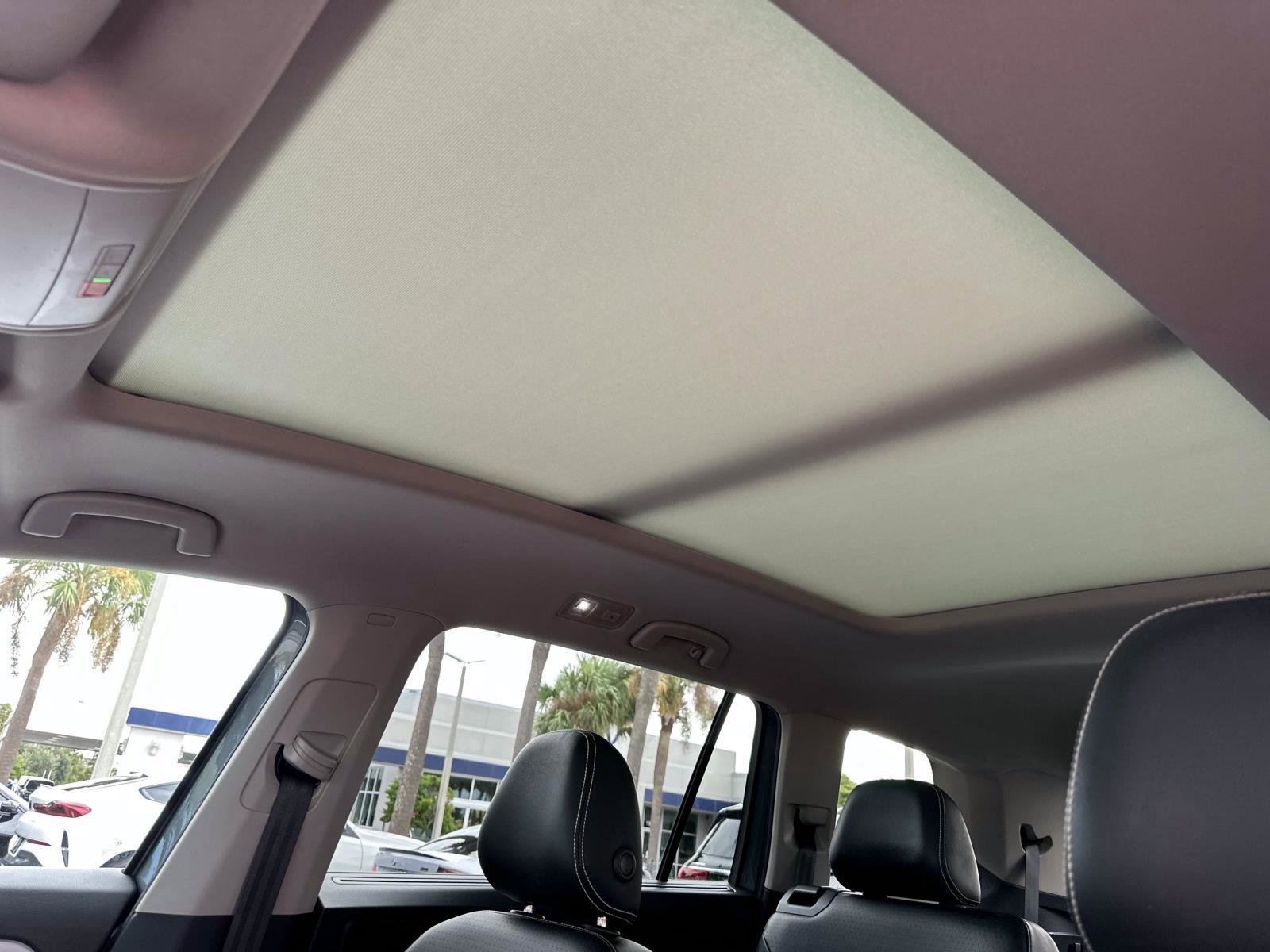 Used 2023 Volkswagen Atlas SE image 23