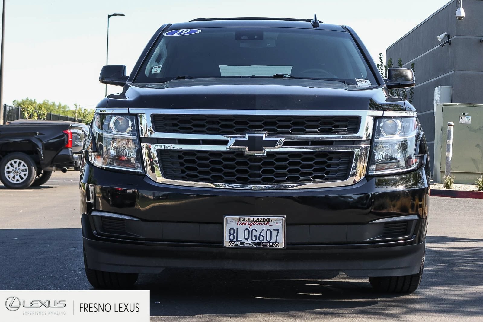 Used 2019 Chevrolet Tahoe LT w/ LT Midnight Edition RWD image 2