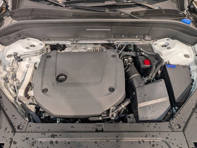 Used 2025 Volvo XC90 B6 Plus image 33