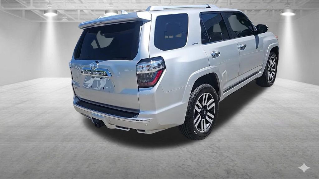 Used 2016 Toyota 4Runner Limited AWD/4WD image 5