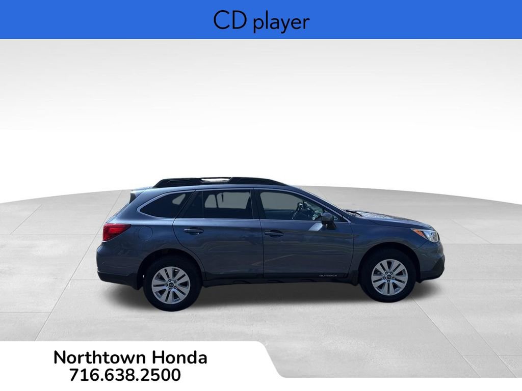 Used 2017 Subaru Outback 2.5i Premium image 3
