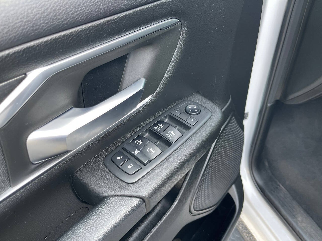 Used 2019 RAM 1500 Big Horn AWD/4WD image 23
