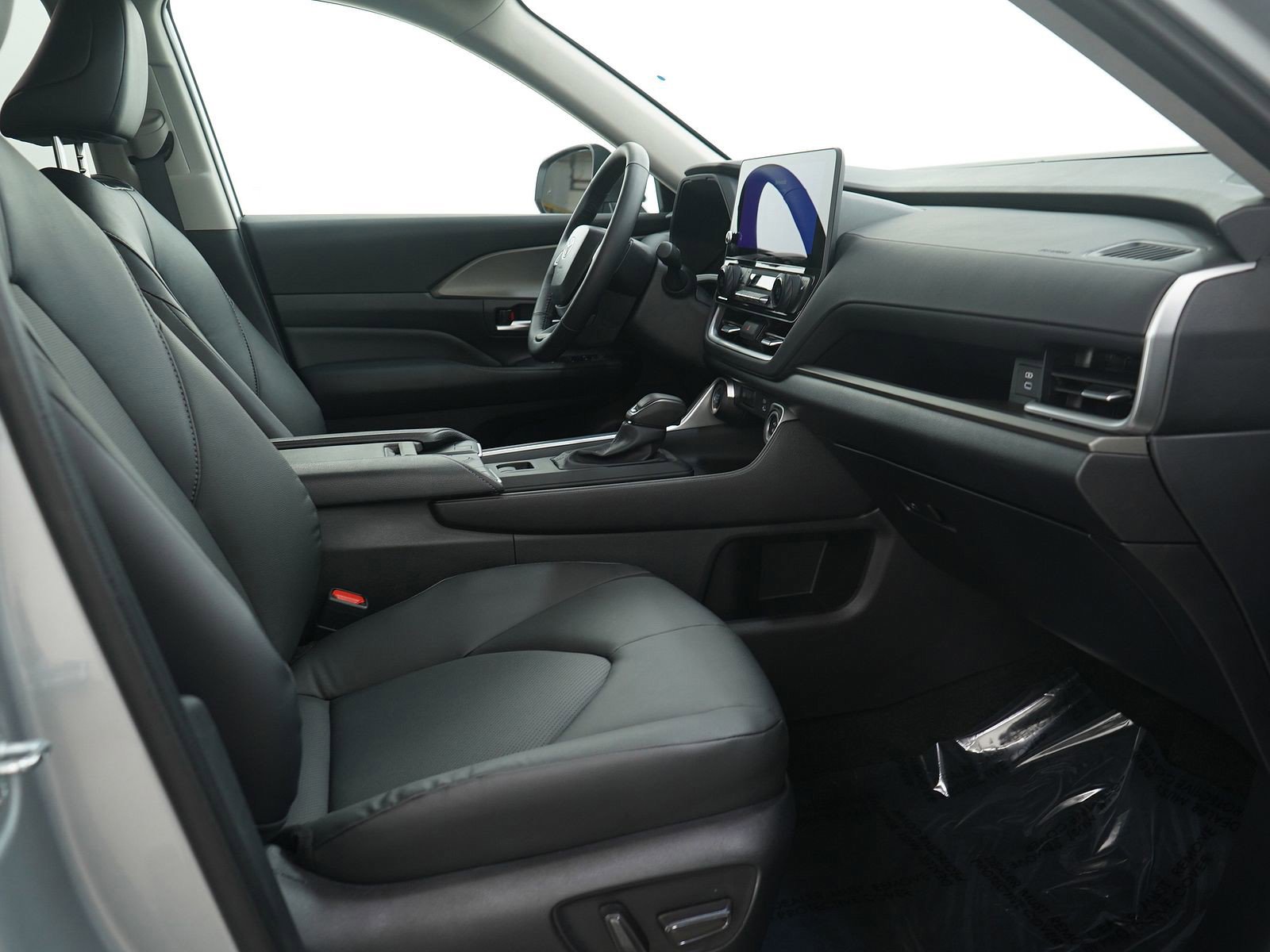 Used 2025 Toyota Grand Highlander XLE image 14