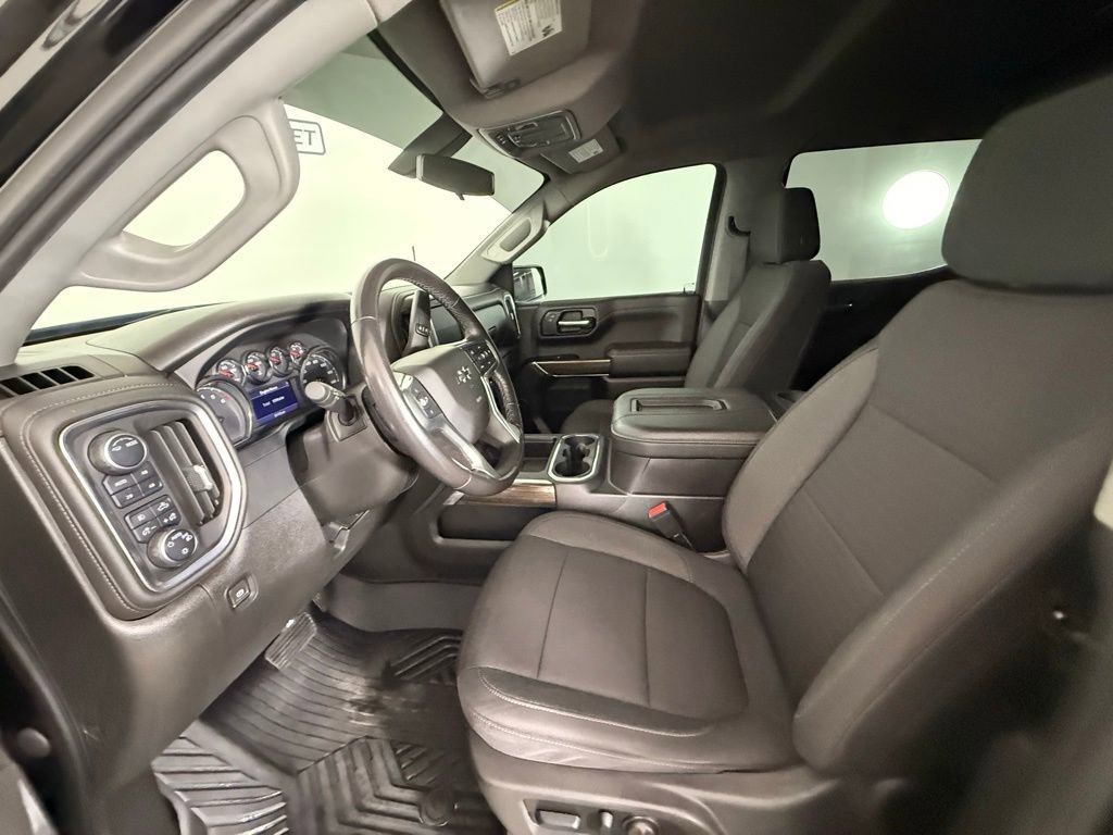 Used 2022 Chevrolet Silverado 1500 LT Trail Boss w/ Bed Protection Package image 13