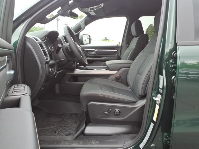New 2026 RAM 1500 Big Horn AWD/4WD image 5
