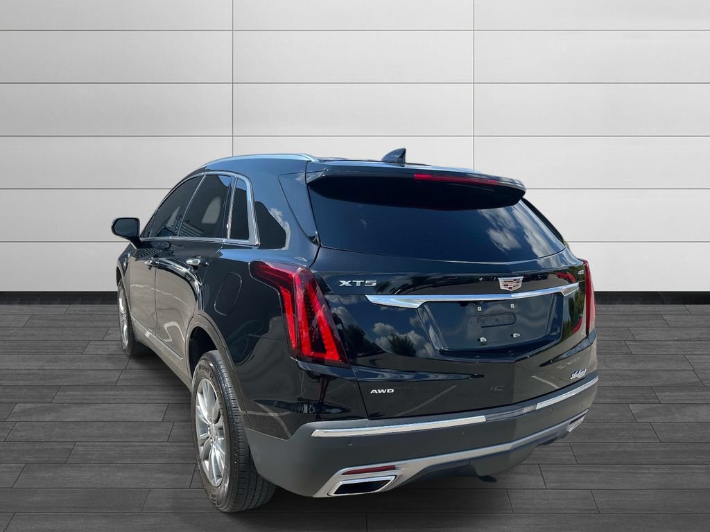 Certified 2023 Cadillac XT5 Premium Luxury AWD/4WD image 3