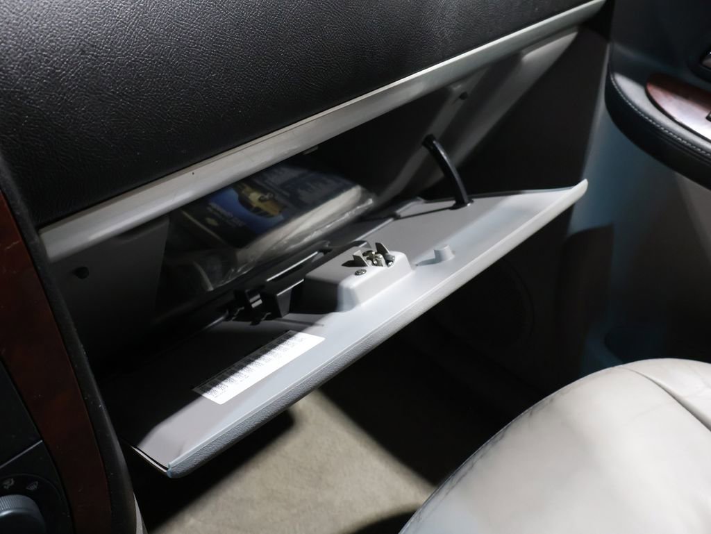 Used 2005 Chevrolet Uplander LT w/ Premium Seating Package image 24