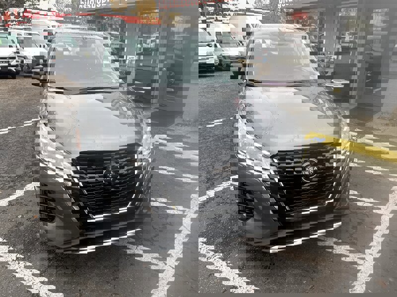 Used 2024 Nissan Kicks S image 12