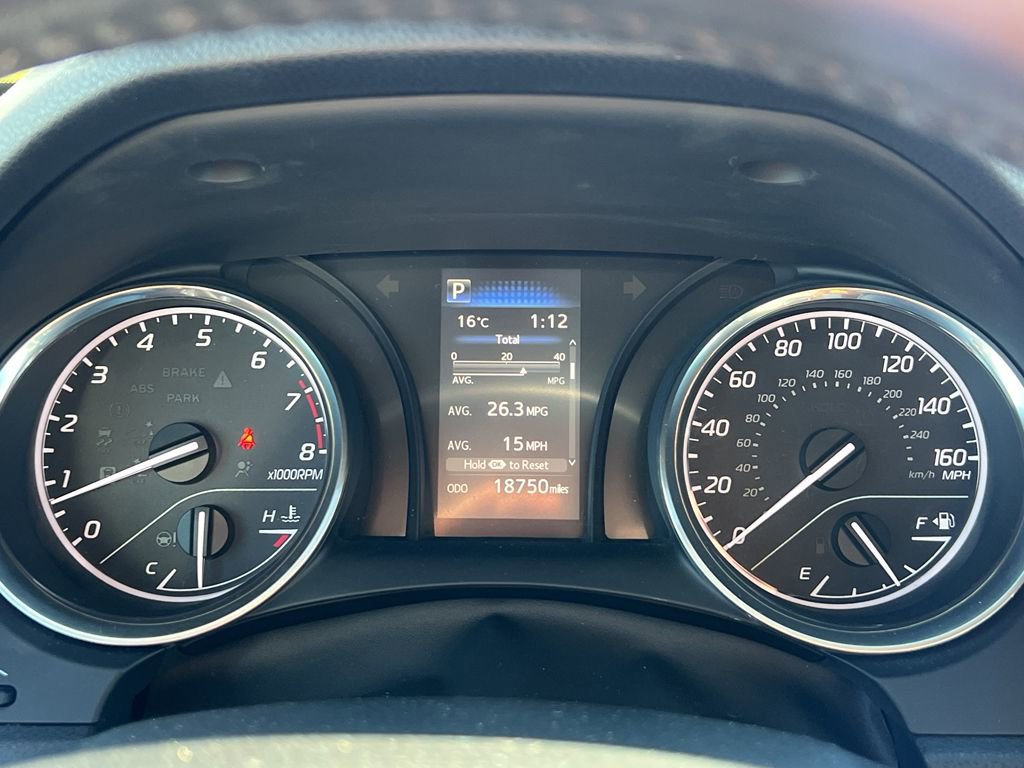 Used 2020 Toyota Camry SE image 29