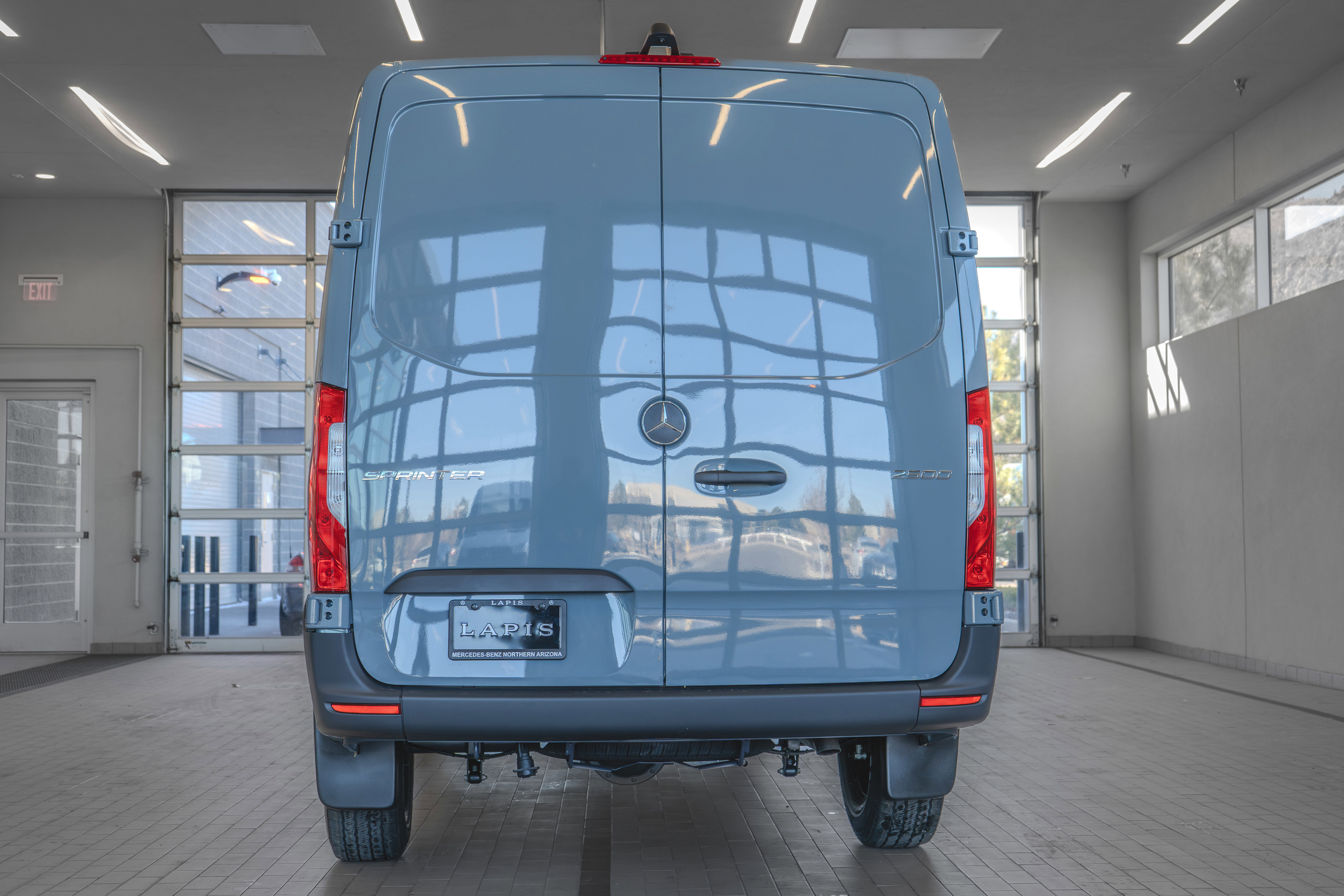 Used 2025 Mercedes-Benz Sprinter 2500 image 14